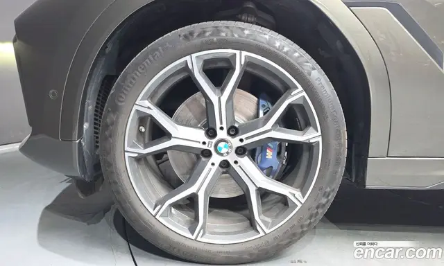 BMW X6 2022 3.0 автомат (гидро), миниатюра 5