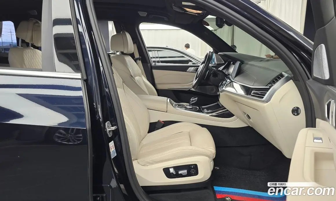 BMW X7 2021 3.0 автомат (гидро), фото 16