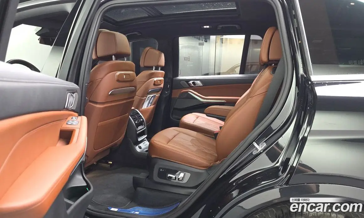 BMW X7 2025 3.0 автомат (гидро), фото 15