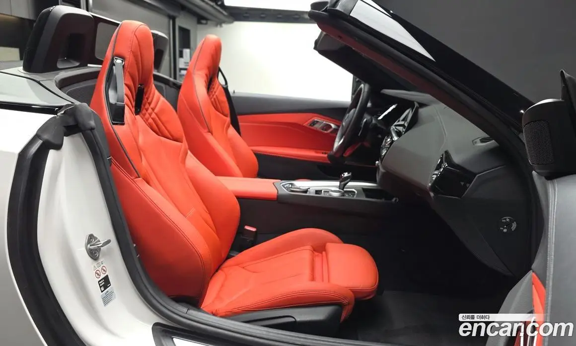 BMW Z4 2024 2.0 автомат (гидро), фото 16 BMW Z4 2024 2.0 автомат (гидро), фото 16