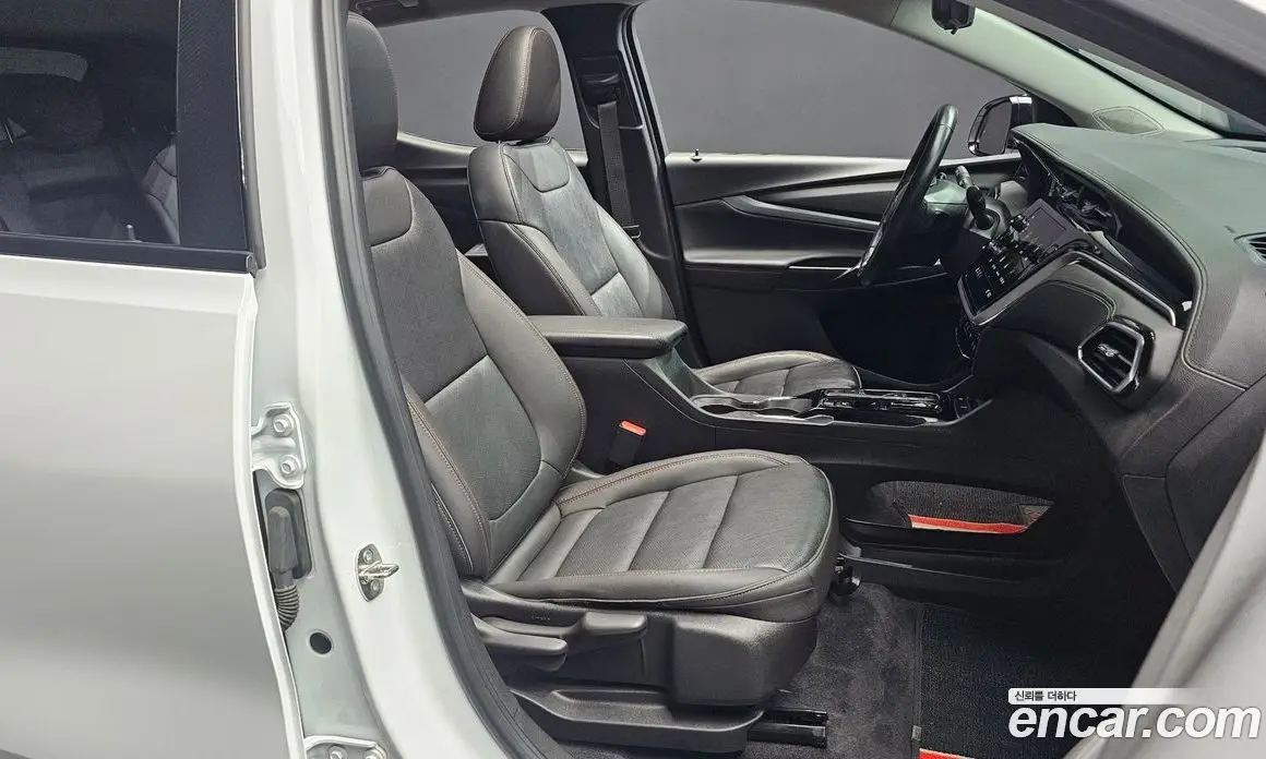 Chevrolet 볼트 EUV 2022 0.2 автомат (гидро), фото 16