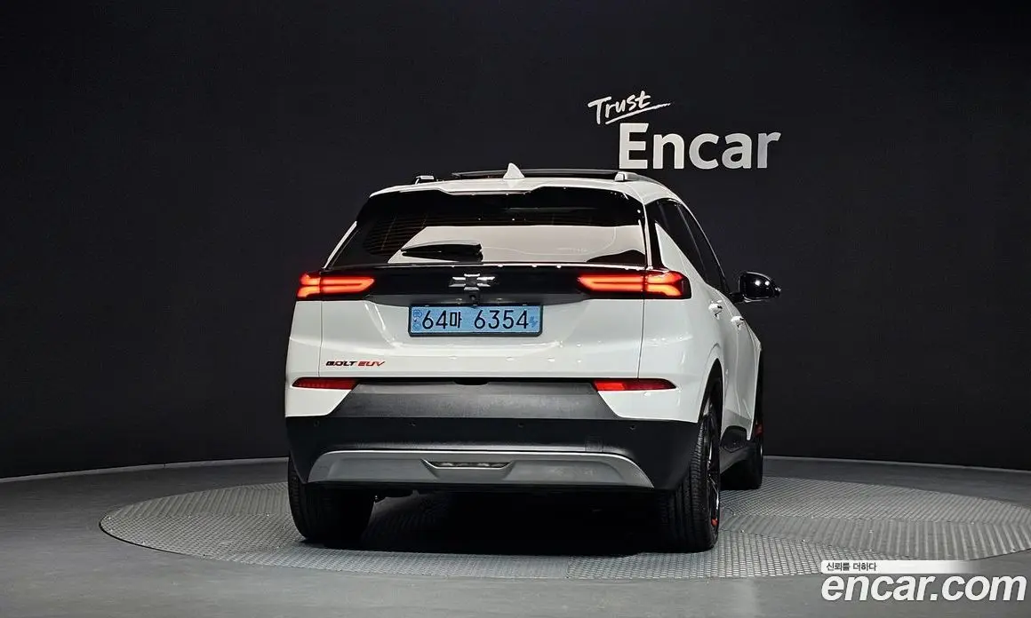 Chevrolet 볼트 EUV 2022 0.2 автомат (гидро), фото 4