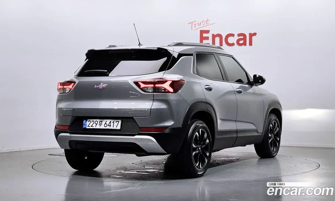 Chevrolet TrailBlazer 2023 1.3 автомат (гидро), фото 2 Chevrolet TrailBlazer 2023 1.3 автомат (гидро), фото 2
