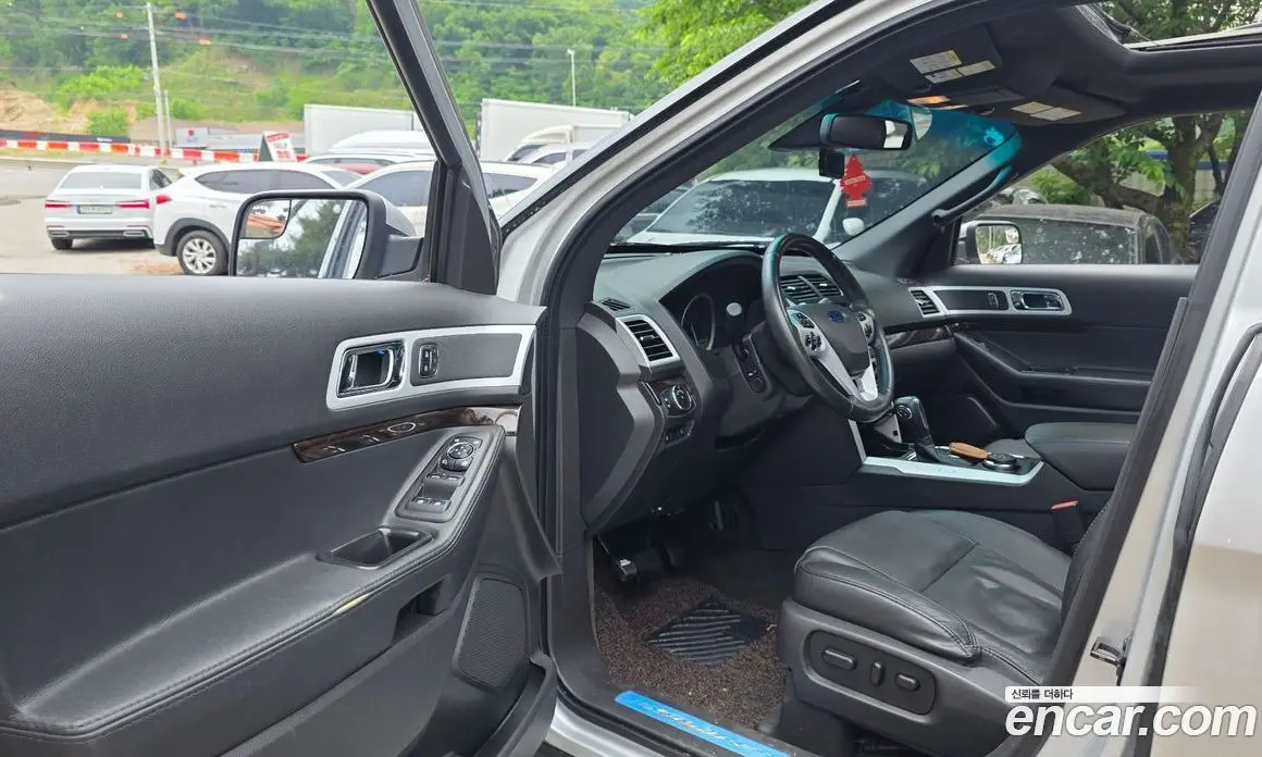 Ford Explorer 2013 3.5 автомат (гидро), фото 13 Ford Explorer 2013 3.5 автомат (гидро), фото 13