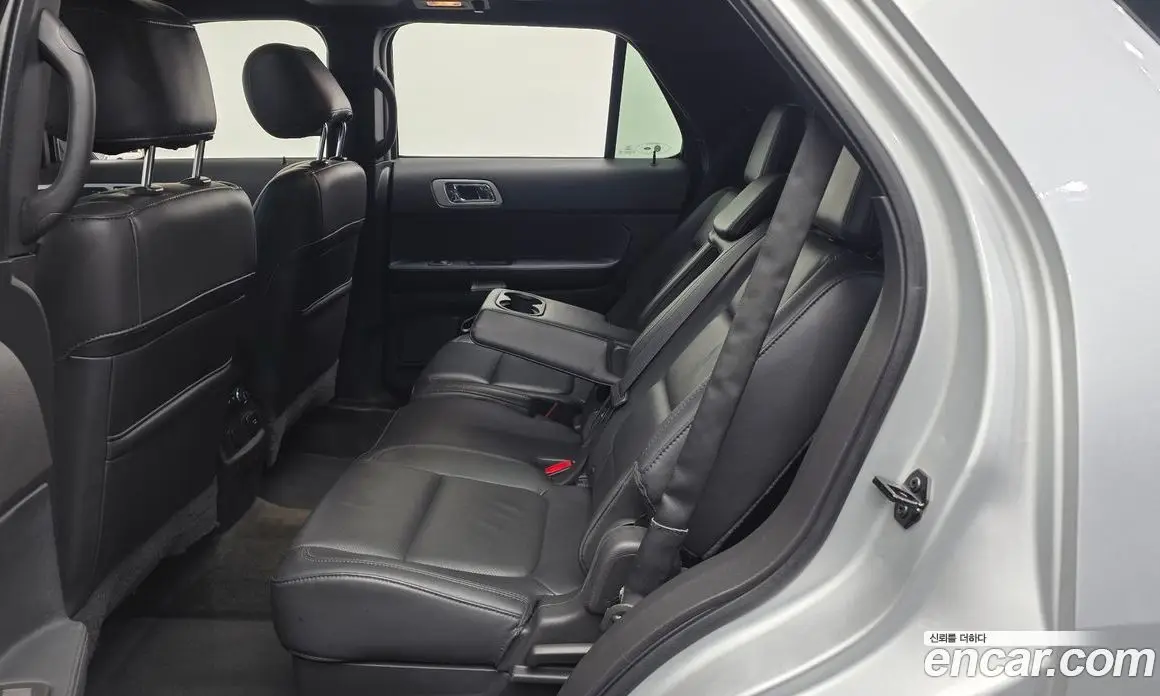 Ford Explorer 2015 3.5 автомат (гидро), фото 12 Ford Explorer 2015 3.5 автомат (гидро), фото 12
