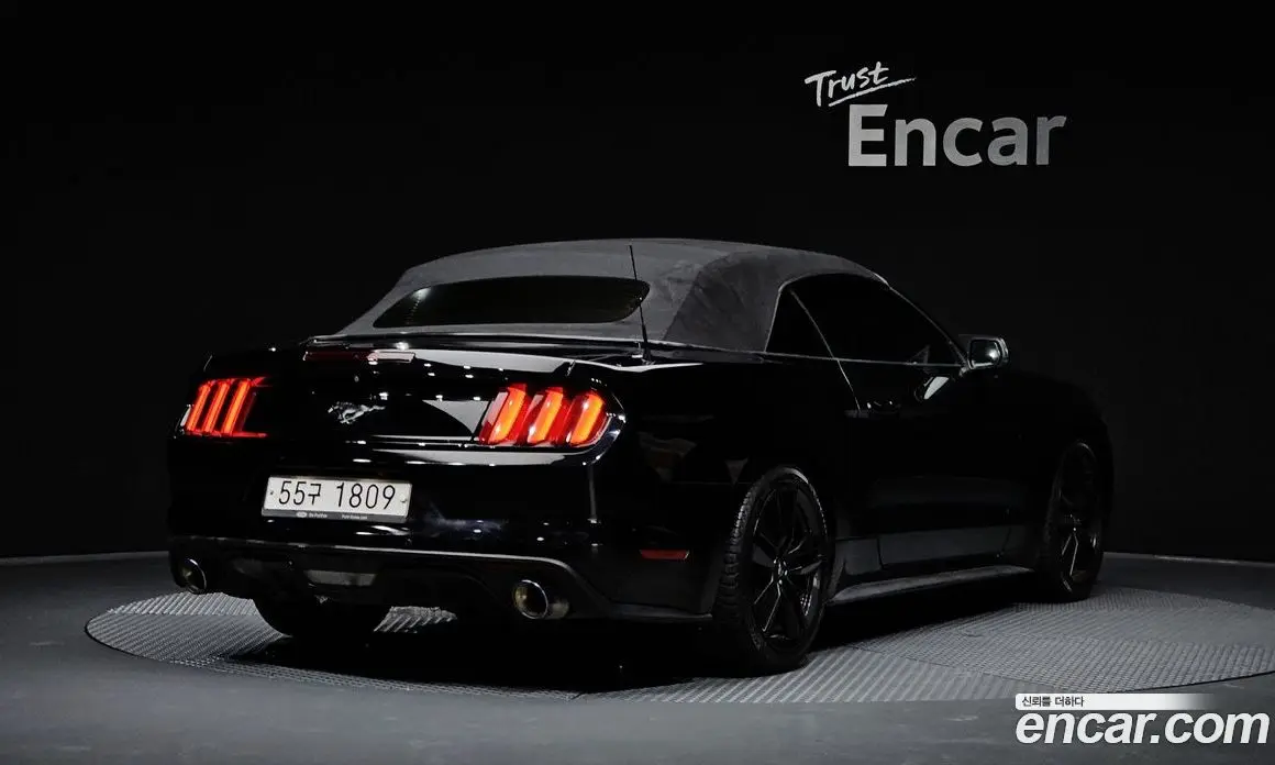 Ford Mustang 2016 2.3 автомат (гидро), фото 1 Ford Mustang 2016 2.3 автомат (гидро), фото 1