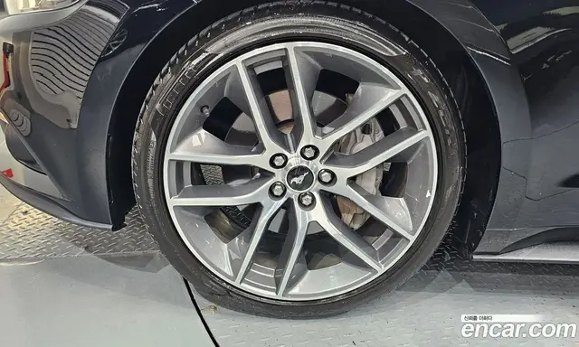 Ford Mustang 2017 5.0 автомат (гидро), миниатюра 4 Ford Mustang 2017 5.0 автомат (гидро), миниатюра 4