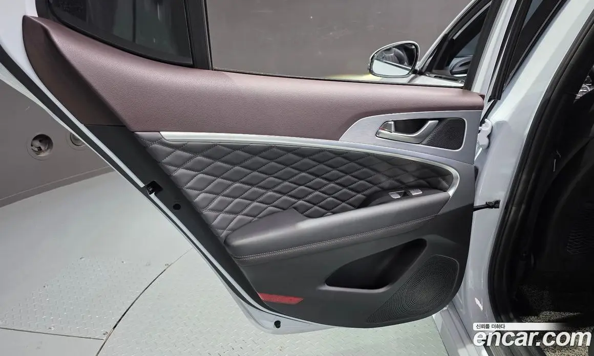 Genesis G70 2018 2.0 автомат (гидро), фото 15