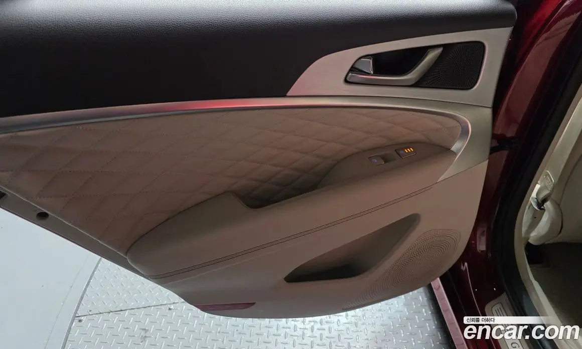 Genesis G70 2019 2.0 автомат (гидро), фото 15