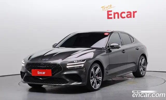 Genesis G70, 2025, 4 016 км