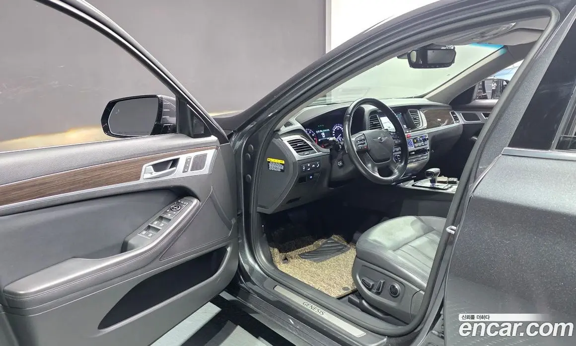 Genesis G80 2019 3.3 автомат (гидро), фото 13 Genesis G80 2019 3.3 автомат (гидро), фото 13