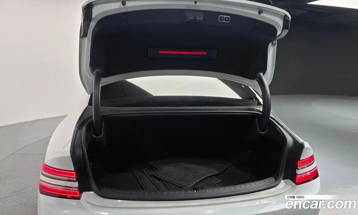 Genesis G80 2021 2.5 автомат (гидро), фото 20 Genesis G80 2021 2.5 автомат (гидро), фото 20