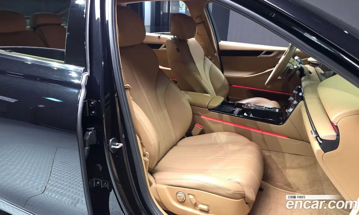 Genesis G80 2025 2.5 автомат (гидро), фото 15