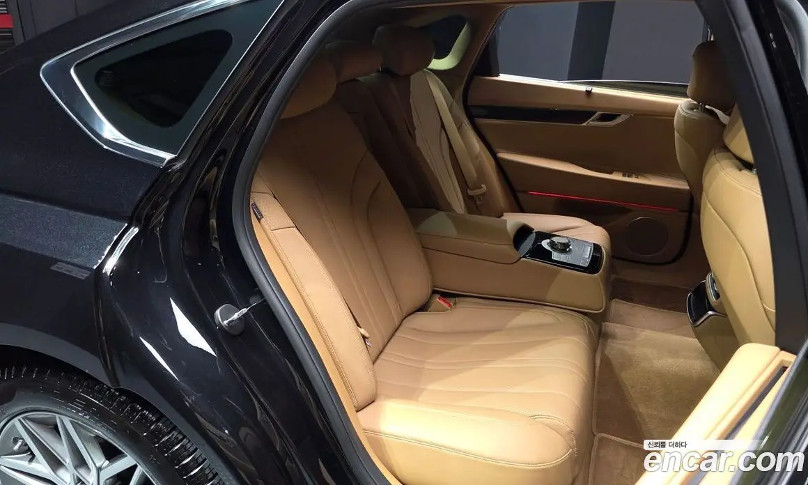 Genesis G80 2025 2.5 автомат (гидро), фото 16