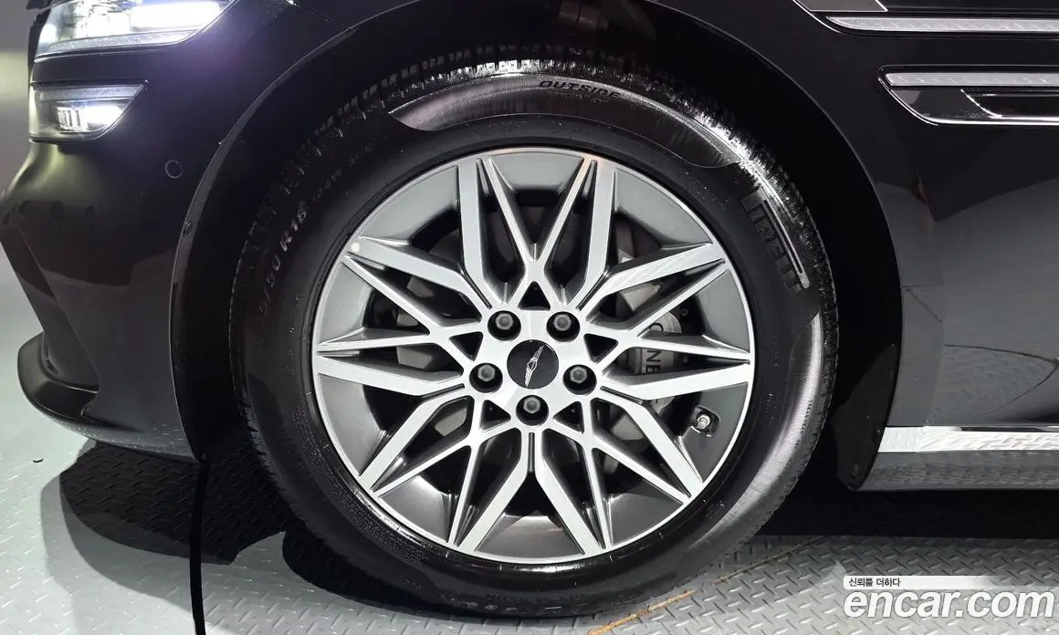 Genesis G80 2025 2.5 автомат (гидро), фото 4