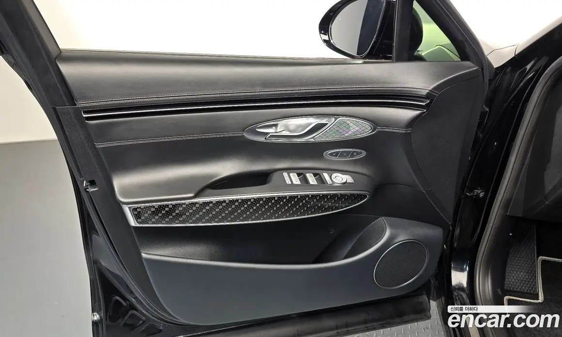 Genesis GV70 2021 3.5 автомат (гидро), фото 14 Genesis GV70 2021 3.5 автомат (гидро), фото 14