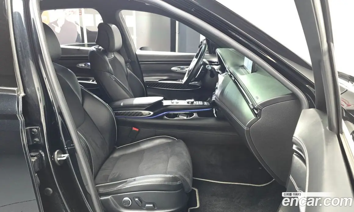Genesis GV70 2021 3.5 автомат (гидро), фото 16 Genesis GV70 2021 3.5 автомат (гидро), фото 16