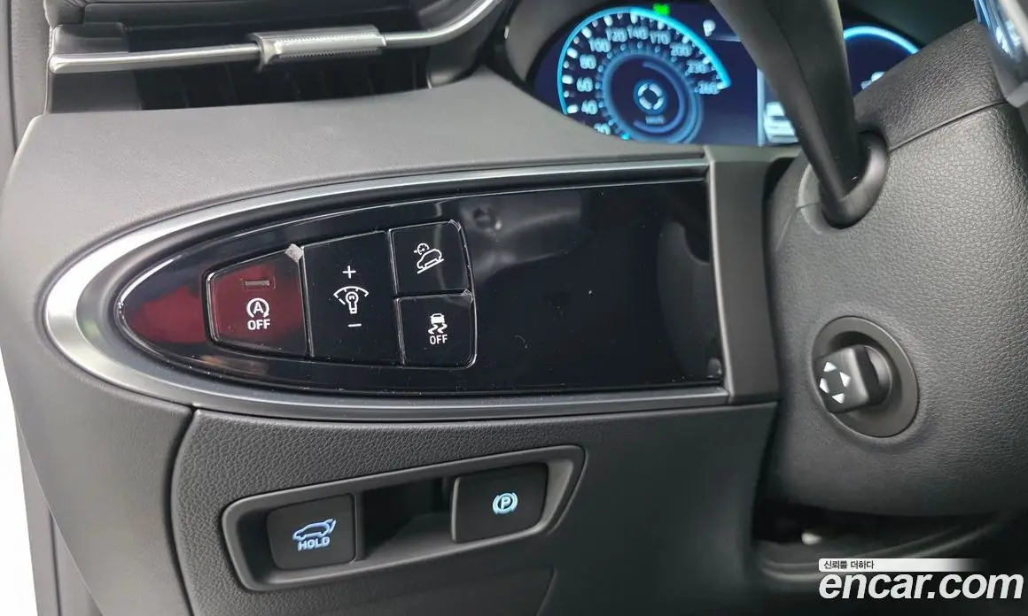 Genesis GV70 2021 2.5 автомат (гидро), фото 20 Genesis GV70 2021 2.5 автомат (гидро), фото 20