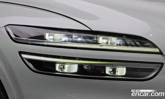 Genesis GV70 2021 2.5 автомат (гидро), миниатюра 8 Genesis GV70 2021 2.5 автомат (гидро), миниатюра 8