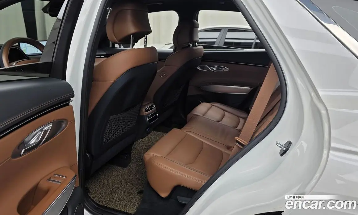 Genesis GV70 2021 2.5 автомат (гидро), фото 16