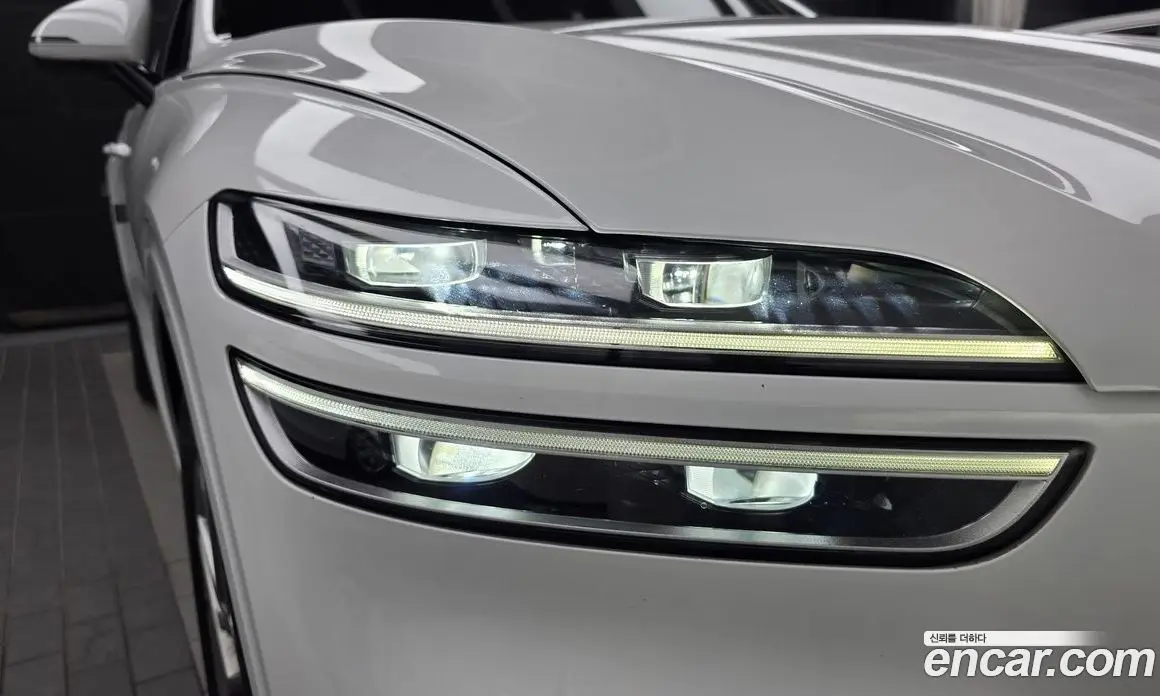 Genesis GV70 2021 2.5 автомат (гидро), фото 8