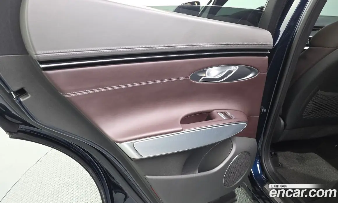 Genesis GV70 2022 2.5 автомат (гидро), фото 15
