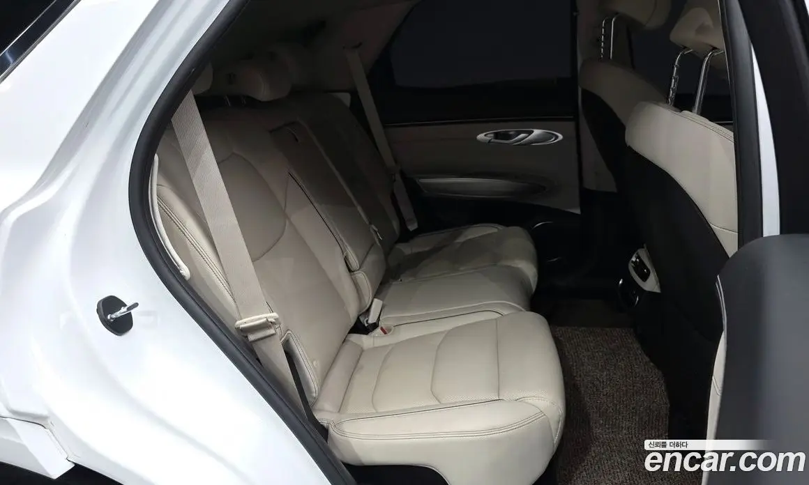 Genesis GV70 2023 2.5 автомат (гидро), фото 12
