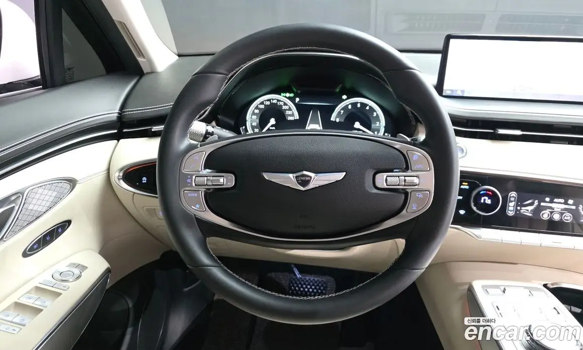 Genesis GV70 2023 2.5 автомат (гидро), фото 13