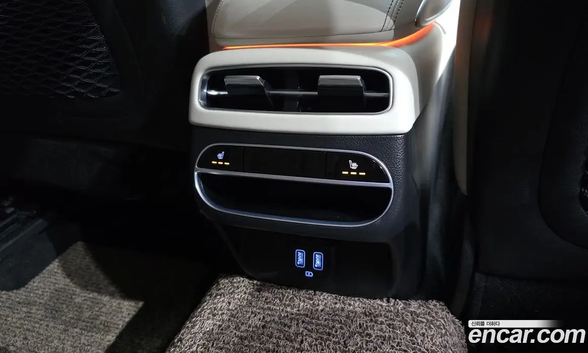 Genesis GV70 2023 2.5 автомат (гидро), фото 18