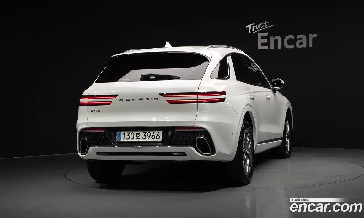 Genesis GV70 2023 2.5 автомат (гидро), фото 4