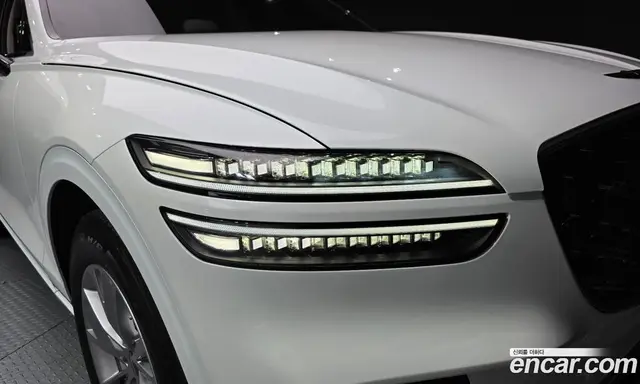 Genesis GV70 2024 2.5 автомат (гидро), миниатюра 8 Genesis GV70 2024 2.5 автомат (гидро), миниатюра 8