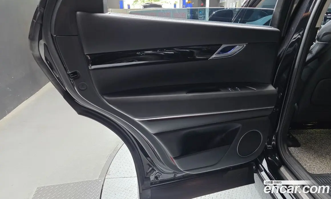 Genesis GV80 2022 2.5 автомат (гидро), фото 15 Genesis GV80 2022 2.5 автомат (гидро), фото 15