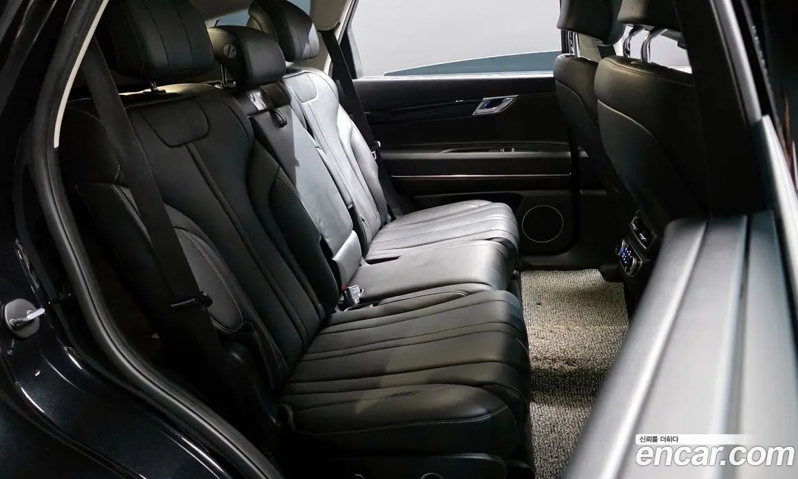 Genesis GV80 2022 2.5 автомат (гидро), фото 17 Genesis GV80 2022 2.5 автомат (гидро), фото 17