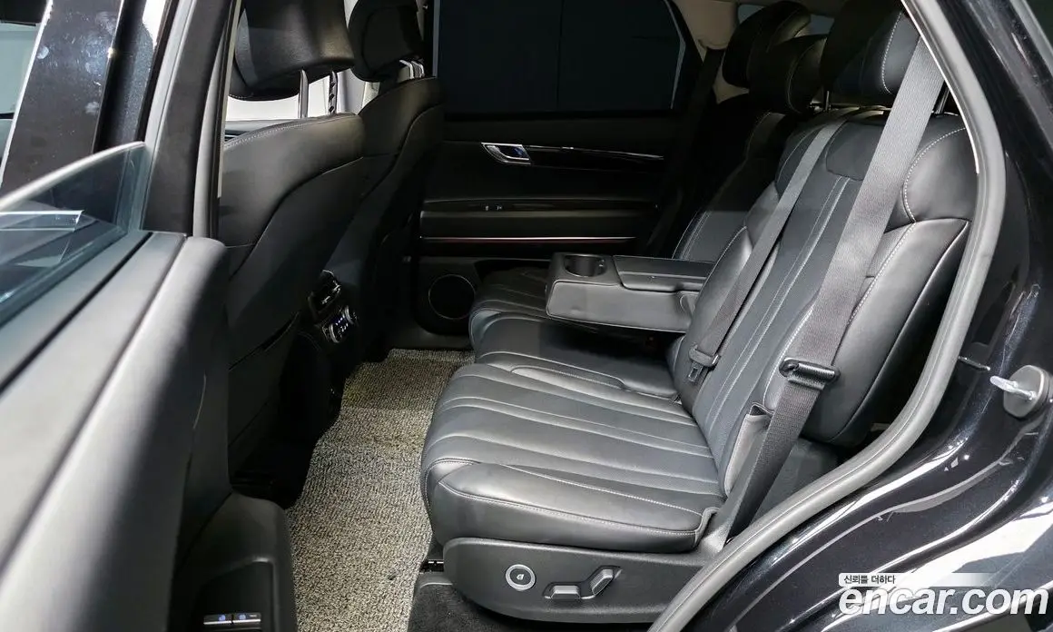 Genesis GV80 2022 2.5 автомат (гидро), фото 18 Genesis GV80 2022 2.5 автомат (гидро), фото 18