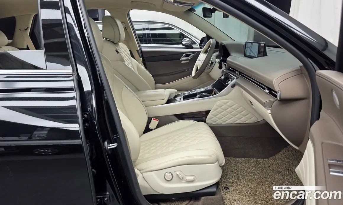 Genesis GV80 2022 2.5 автомат (гидро), фото 17 Genesis GV80 2022 2.5 автомат (гидро), фото 17