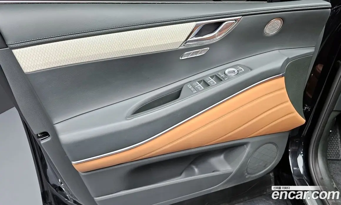 Genesis GV80 2025 2.5 автомат (гидро), фото 14