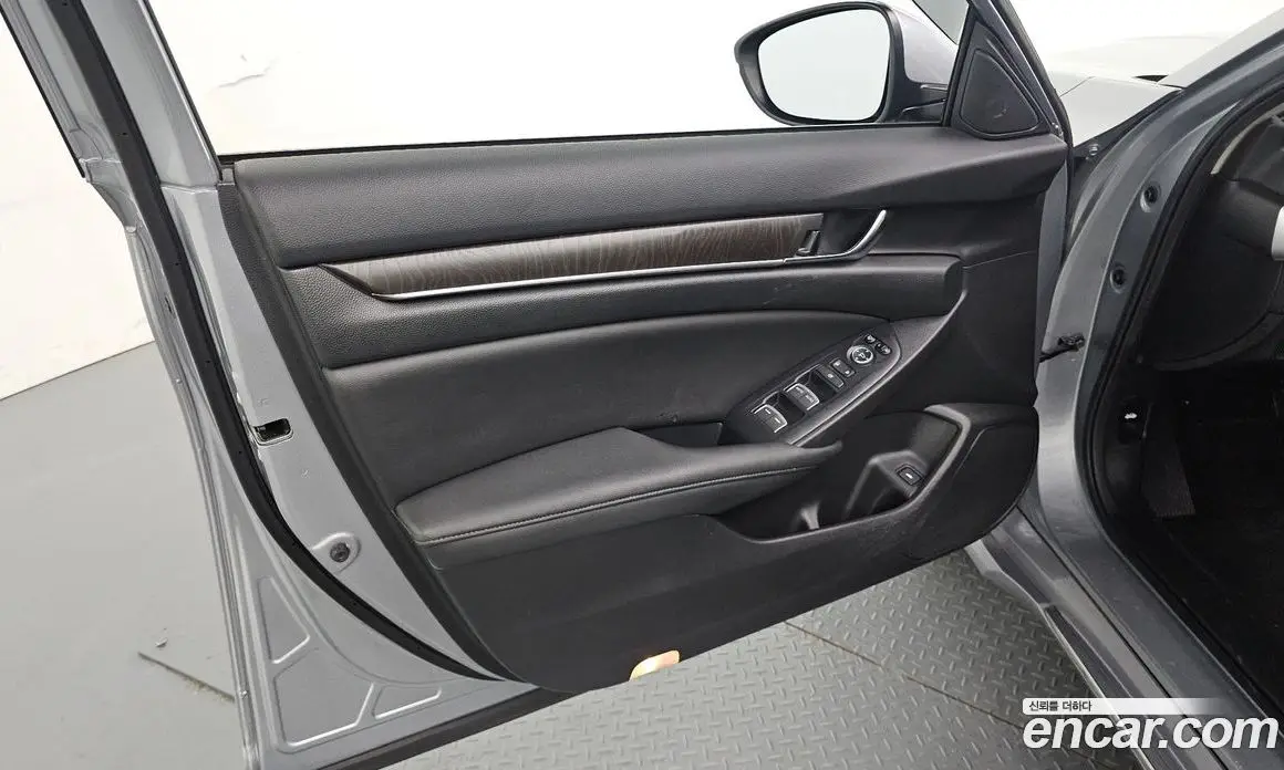 Honda Accord 2019 1.5 автомат (гидро), фото 14 Honda Accord 2019 1.5 автомат (гидро), фото 14