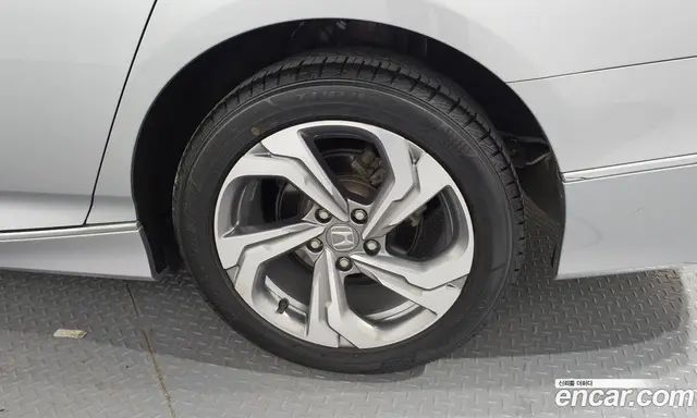 Honda Accord 2019 1.5 автомат (гидро), миниатюра 7 Honda Accord 2019 1.5 автомат (гидро), миниатюра 7