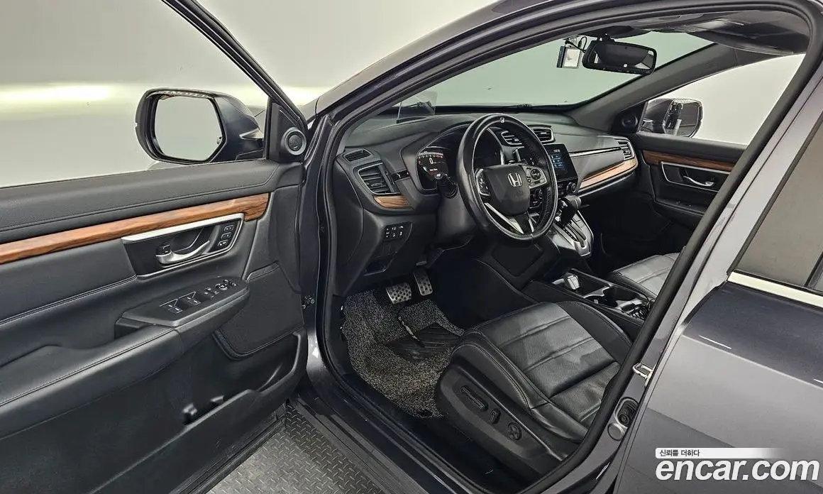 Honda CR-V 2019 1.5 автомат (гидро), фото 13