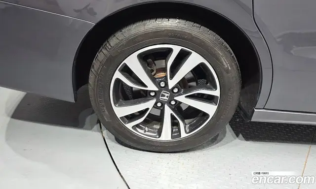 Honda Odyssey 2018 3.5 автомат (гидро), миниатюра 4 Honda Odyssey 2018 3.5 автомат (гидро), миниатюра 4