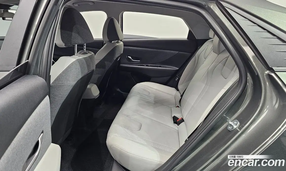 Hyundai Avante 2022 1.6 автомат (гидро), фото 17 Hyundai Avante 2022 1.6 автомат (гидро), фото 17