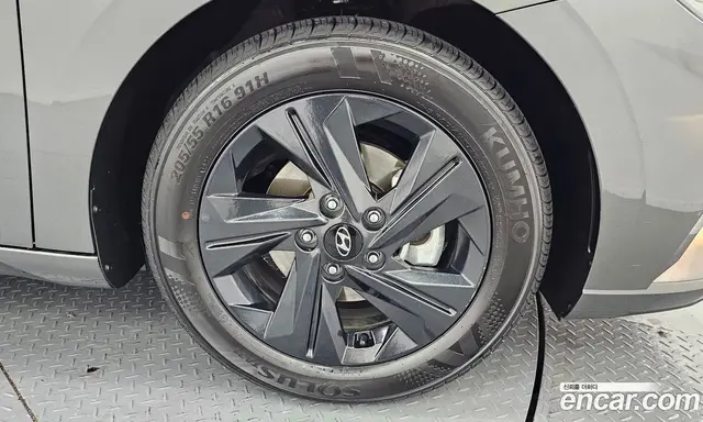 Hyundai Avante 2022 1.6 автомат (гидро), миниатюра 7 Hyundai Avante 2022 1.6 автомат (гидро), миниатюра 7