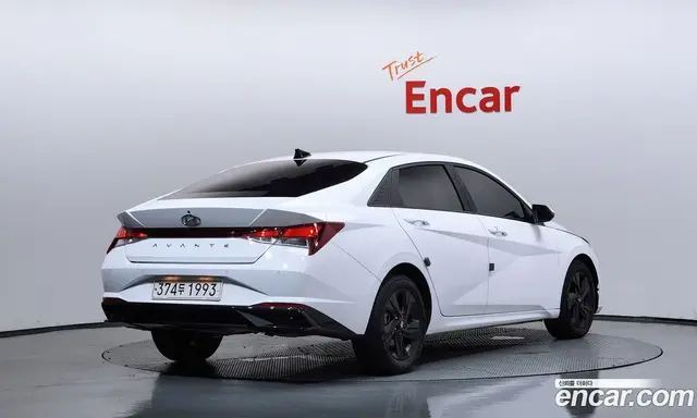 Hyundai Avante 2023 1.6 автомат (гидро), миниатюра 2