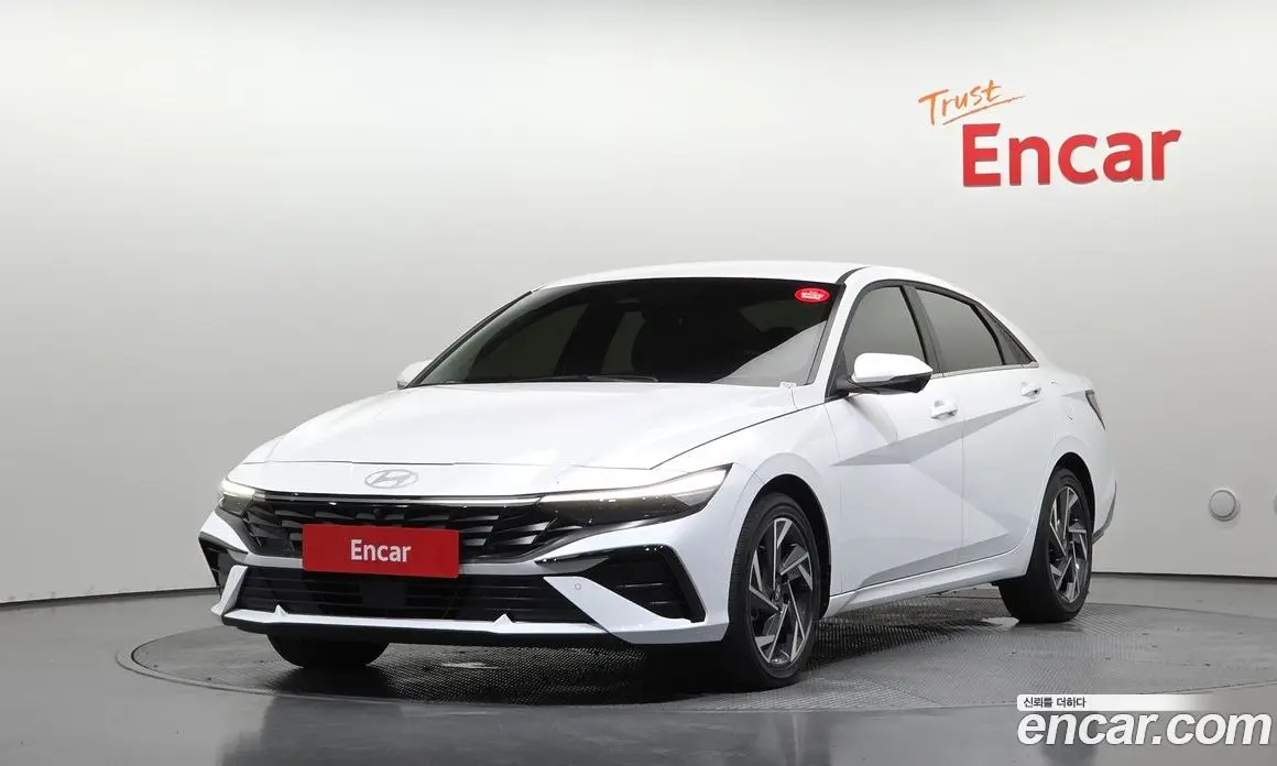 Hyundai Avante 2025 1.6 автомат (гидро), фото 1 Hyundai Avante 2025 1.6 автомат (гидро), фото 1