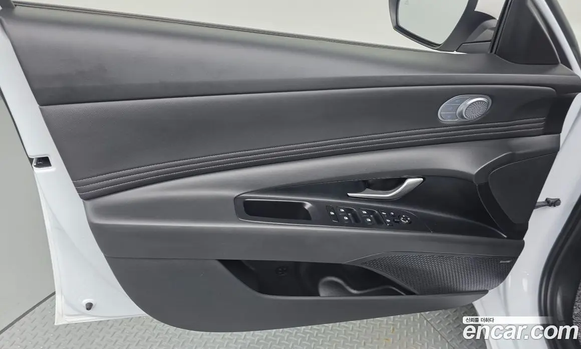 Hyundai Avante 2025 1.6 автомат (гидро), фото 14 Hyundai Avante 2025 1.6 автомат (гидро), фото 14