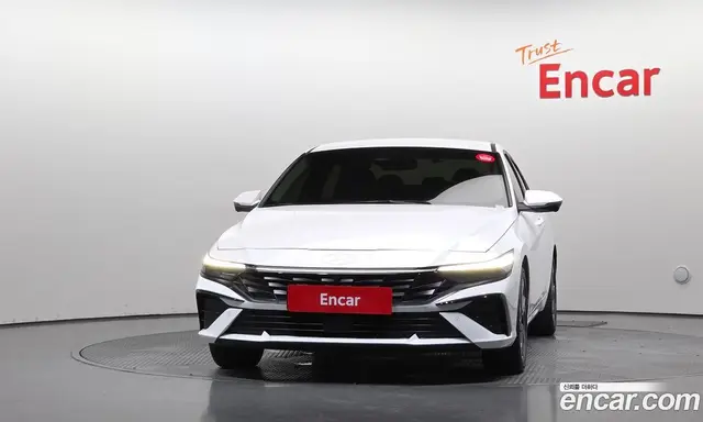 Hyundai Avante 2025 1.6 автомат (гидро), миниатюра 3 Hyundai Avante 2025 1.6 автомат (гидро), миниатюра 3