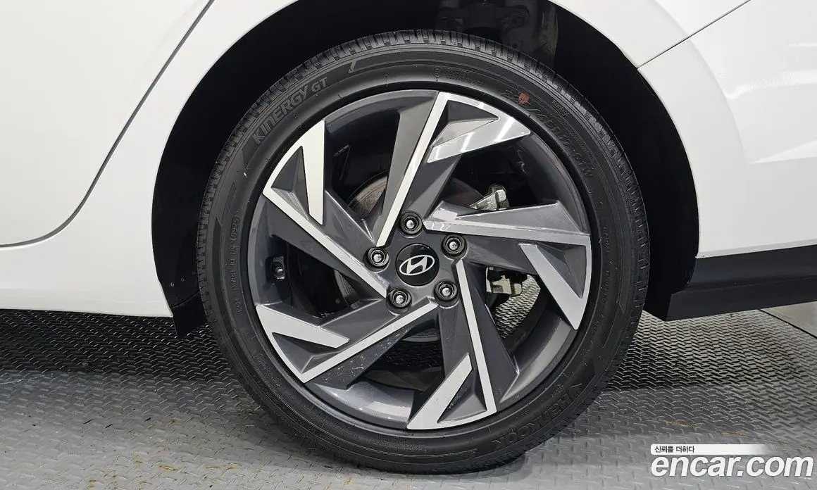Hyundai Avante 2025 1.6 автомат (гидро), фото 7 Hyundai Avante 2025 1.6 автомат (гидро), фото 7