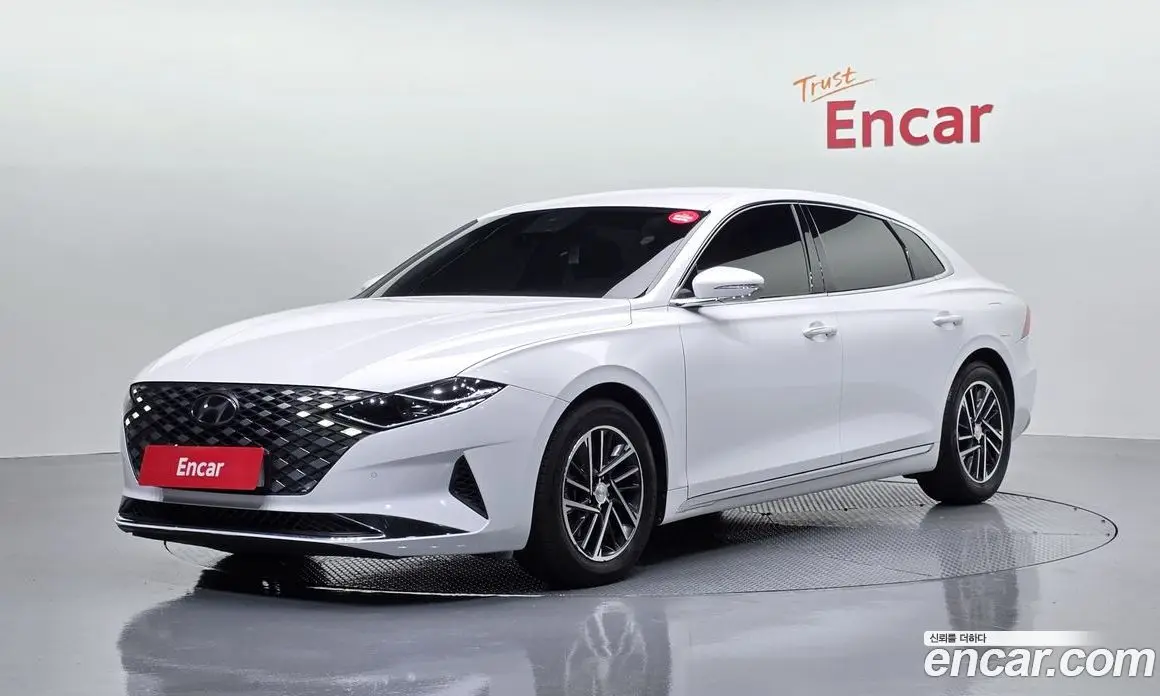 Hyundai Grandeur 2021 2.5 автомат (гидро), фото 1 Hyundai Grandeur 2021 2.5 автомат (гидро), фото 1