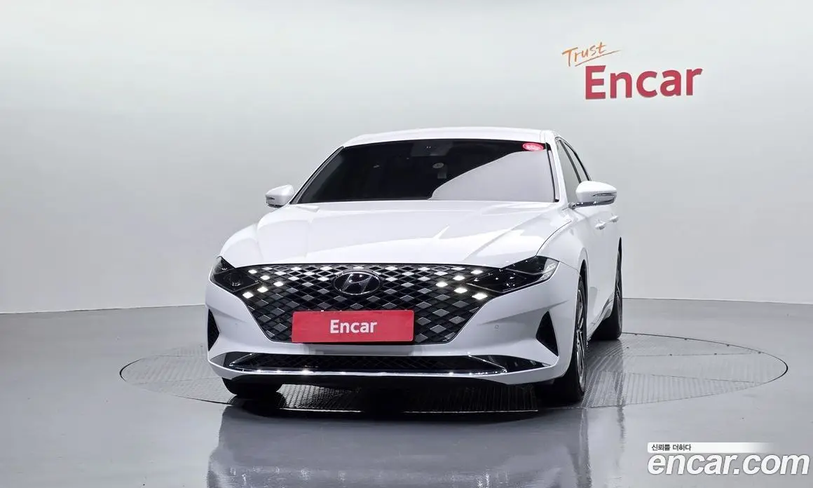 Hyundai Grandeur 2021 2.5 автомат (гидро), фото 3 Hyundai Grandeur 2021 2.5 автомат (гидро), фото 3