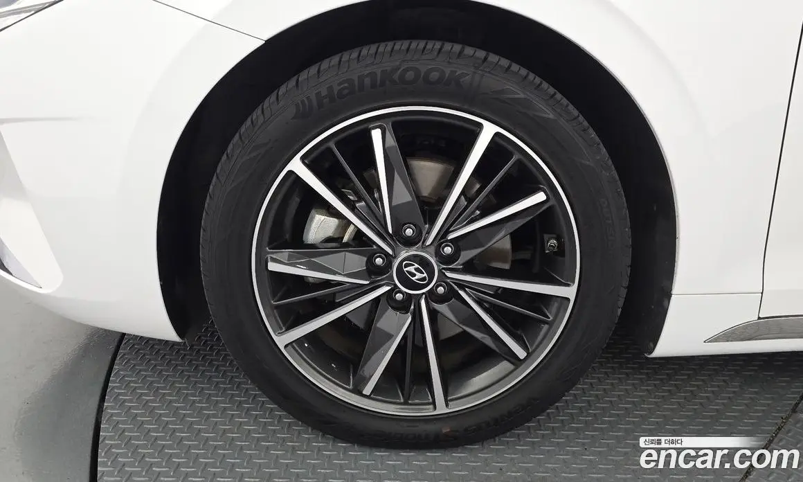 Hyundai Grandeur 2022 2.5 автомат (гидро), фото 5 Hyundai Grandeur 2022 2.5 автомат (гидро), фото 5